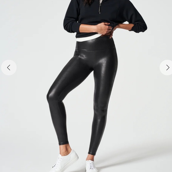 SPANX Shiny Black Leggings NWT - Picture 1 of 6